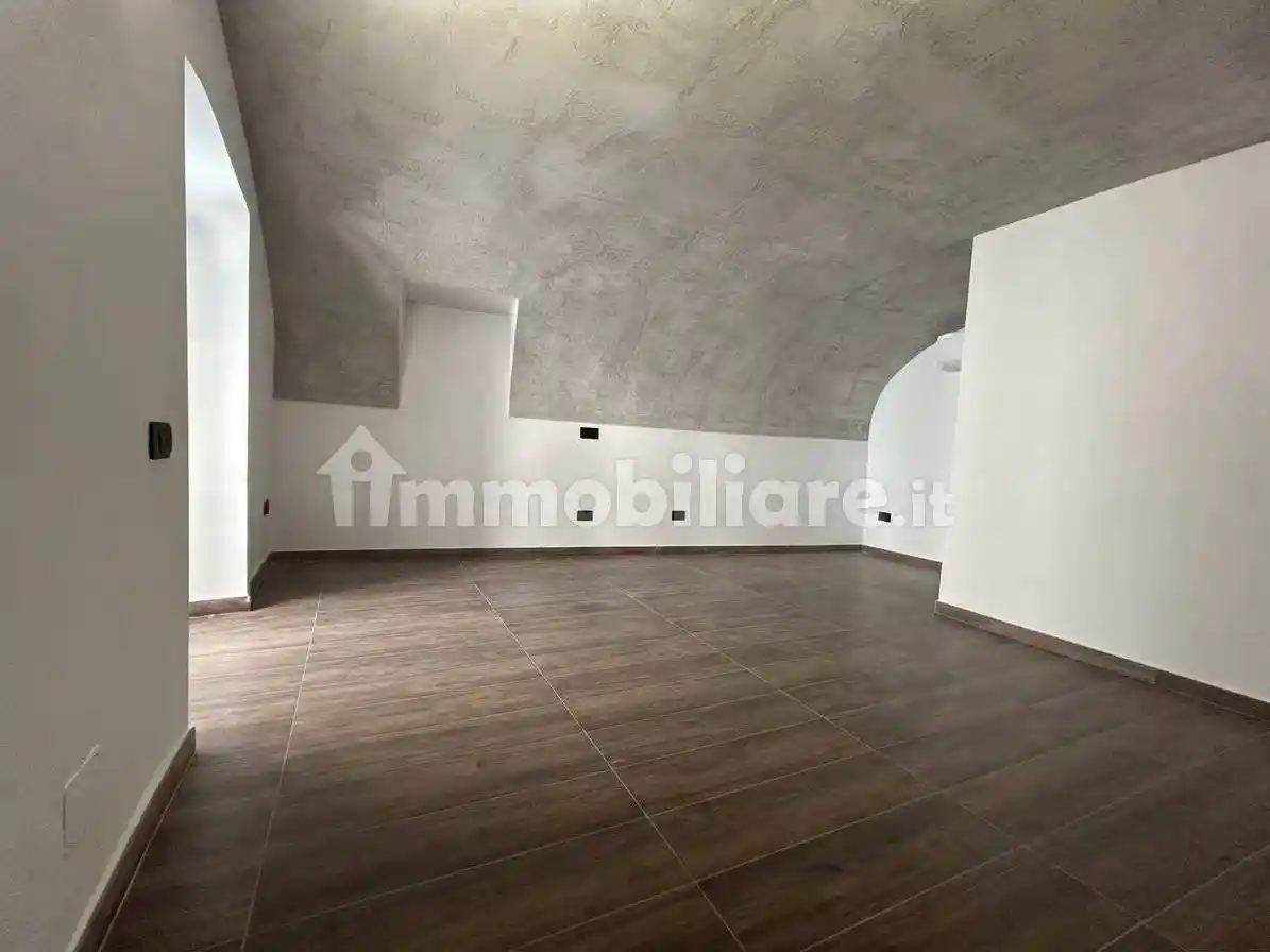 Appartamento in affitto a Napoli