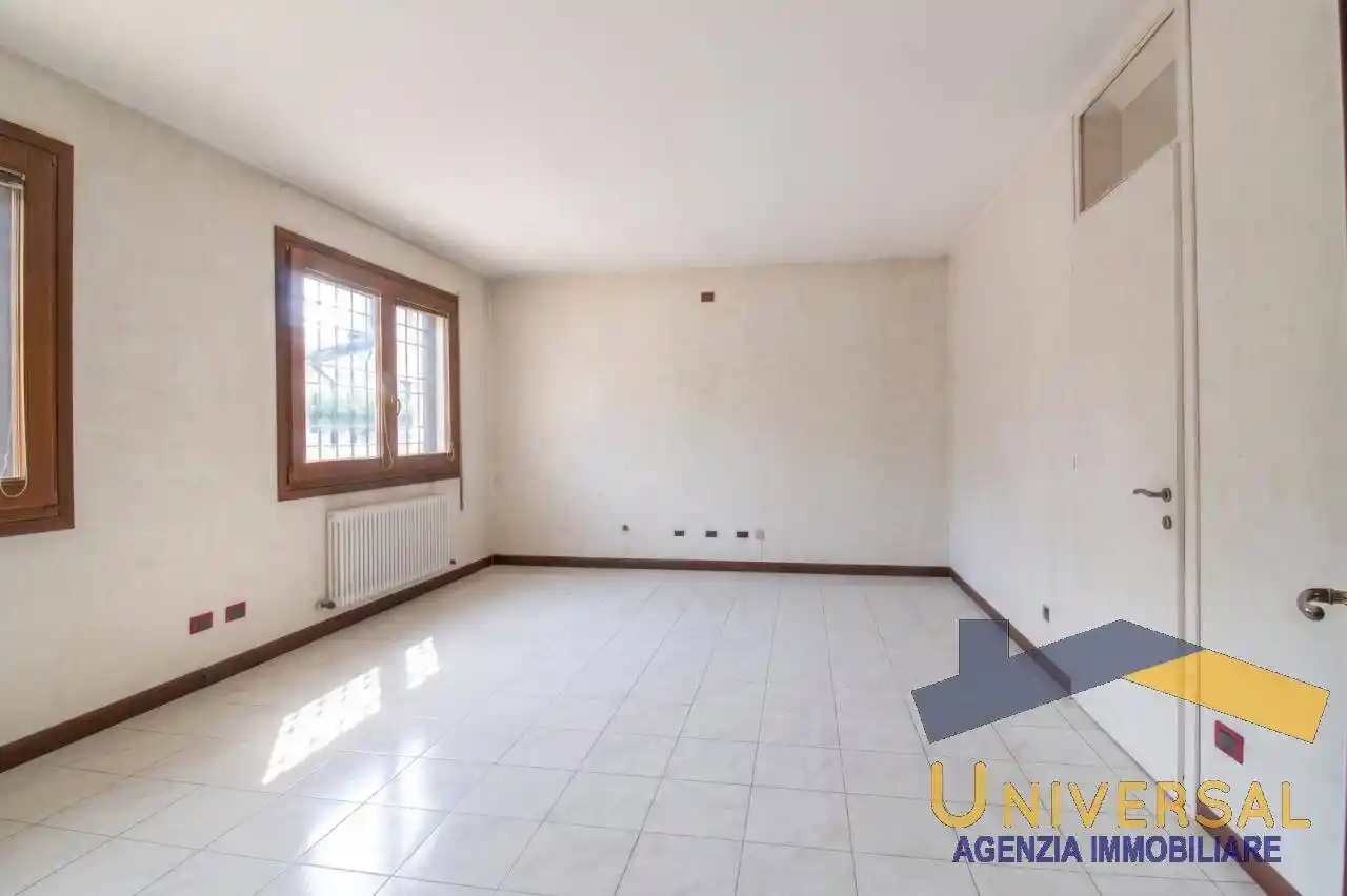 Appartamento in vendita a Villa del Conte