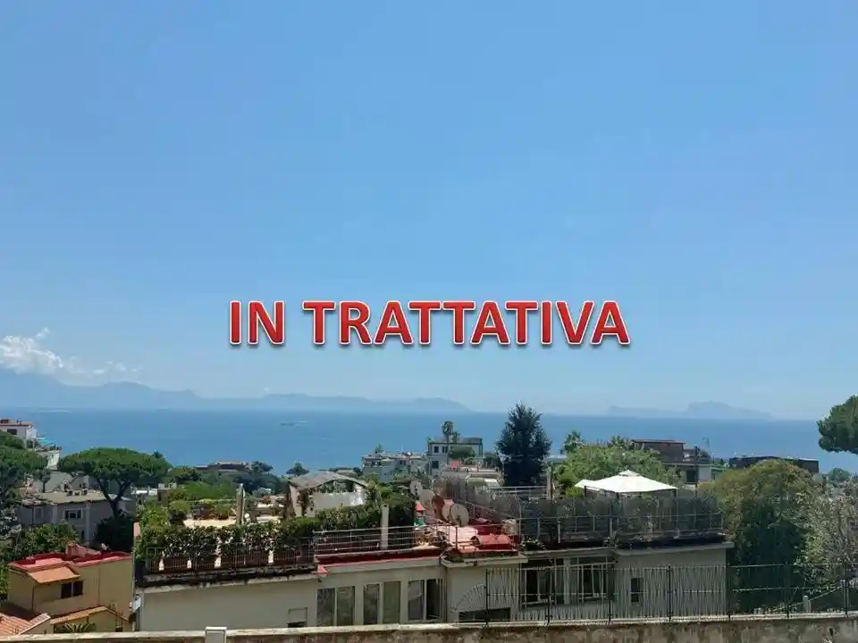 Appartamento in affitto a Napoli