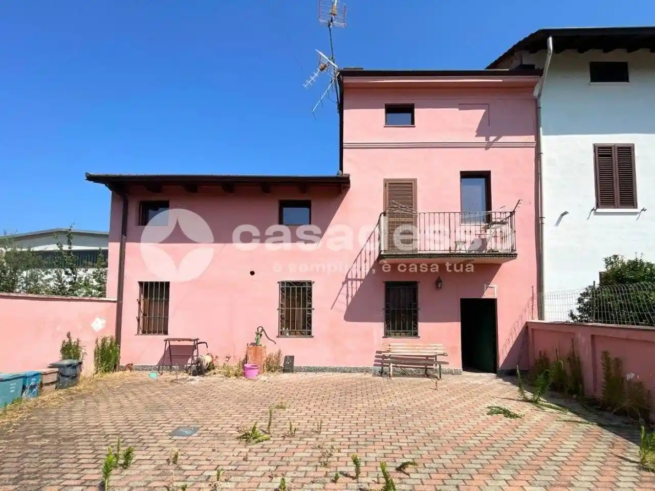 Villa in vendita a Palazzolo Vercellese