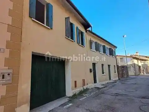 Villa in vendita a Pieve di Soligo