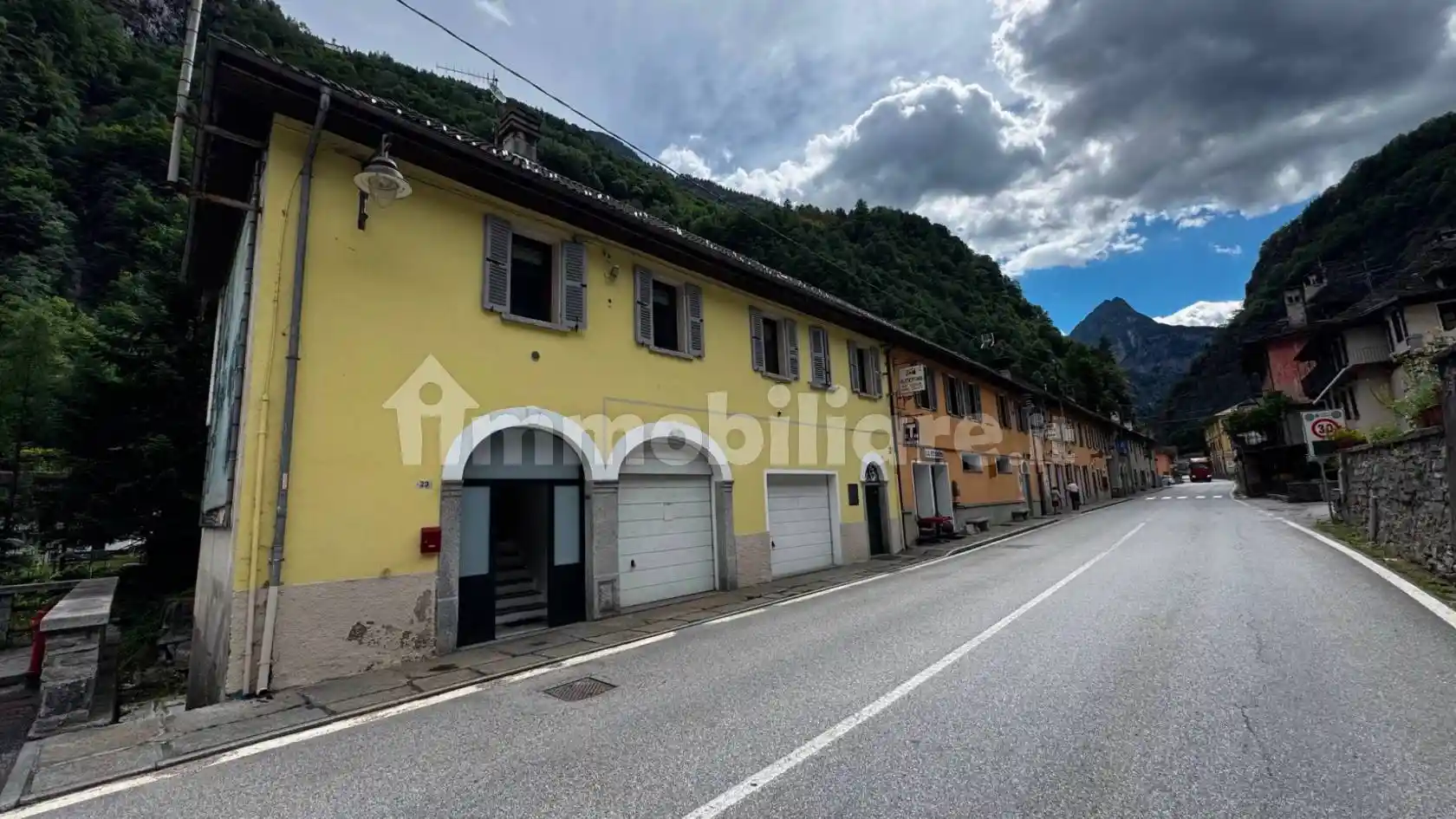 Casa indipendente in vendita a Trasquera