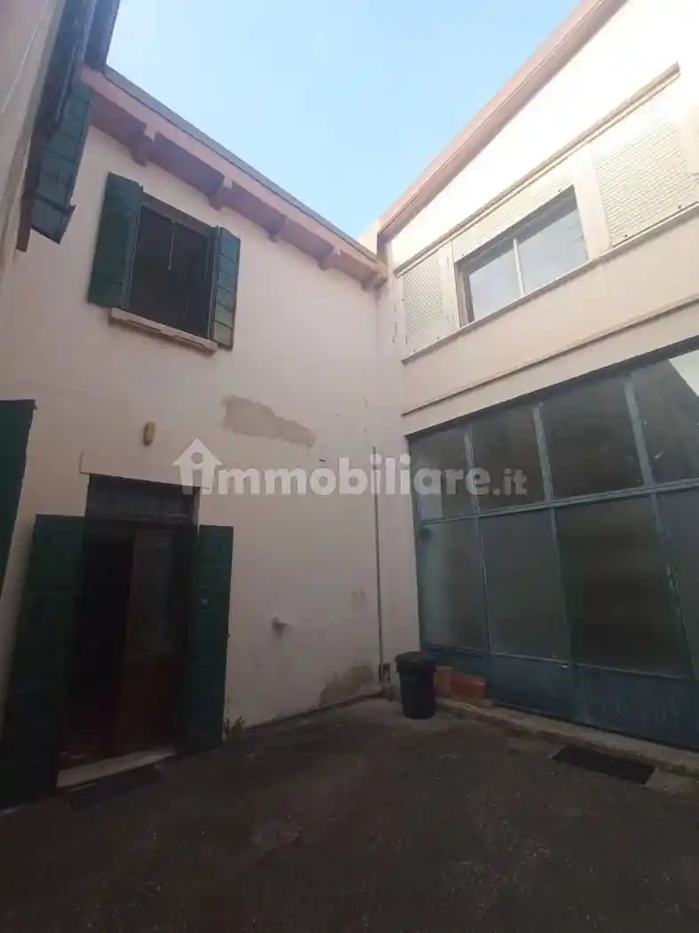 Casa indipendente in vendita a Padova