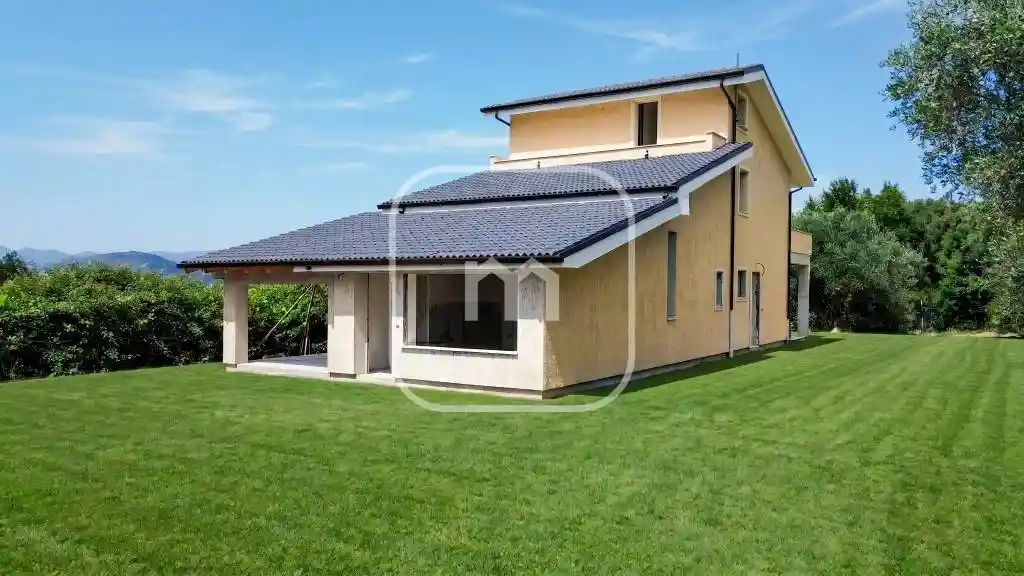 Villa in vendita a Zagarolo