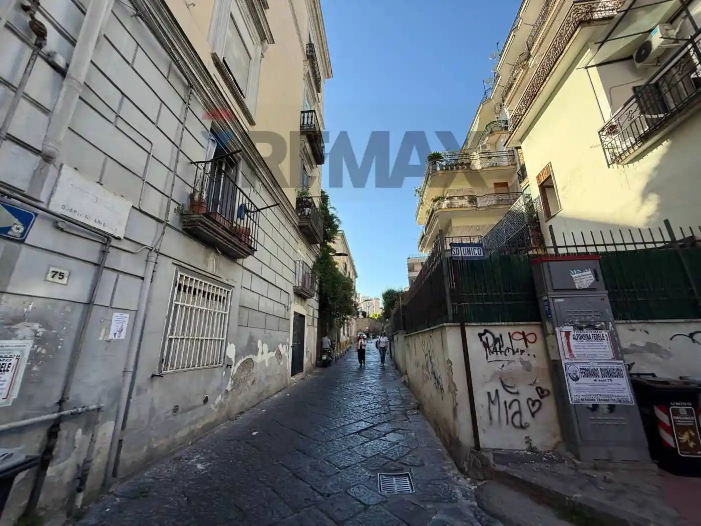 Appartamento in vendita a Napoli