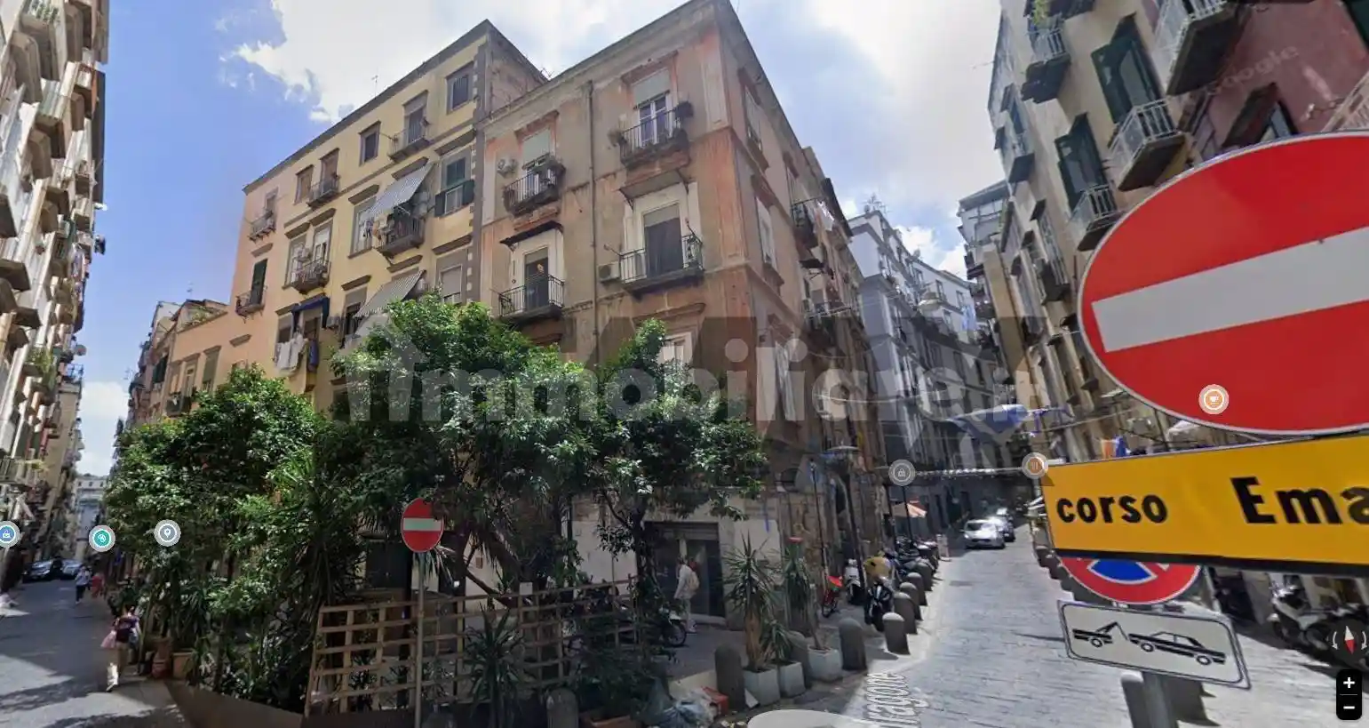 Appartamento in vendita a Napoli