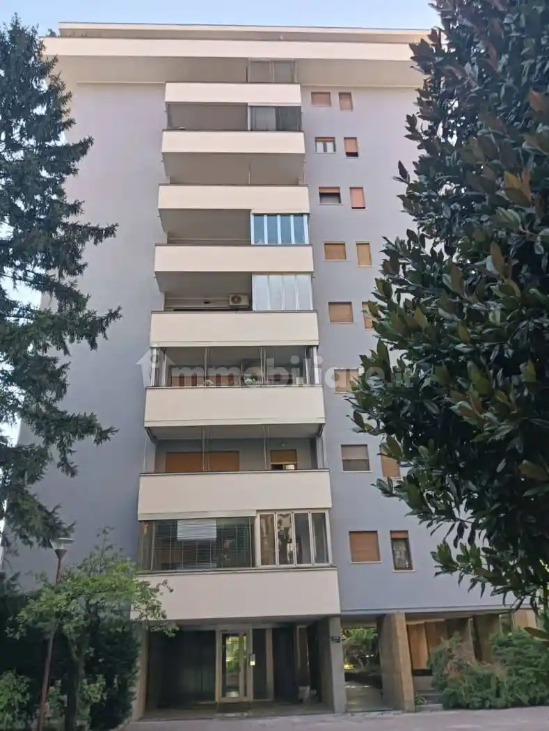Appartamento in vendita a Cologno Monzese