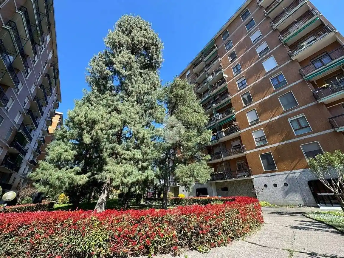 Appartamento in vendita a Corsico
