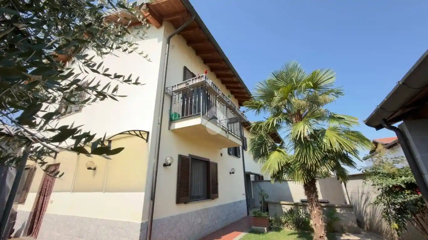 Villa in vendita a Gambolò