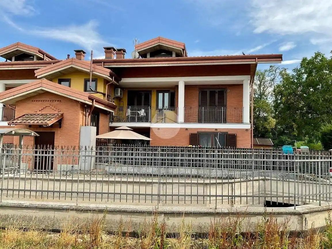 Appartamento in vendita a Leinì