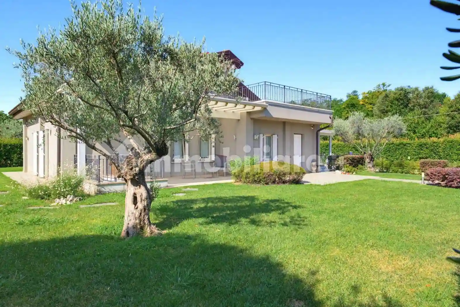 Villa - foto 3