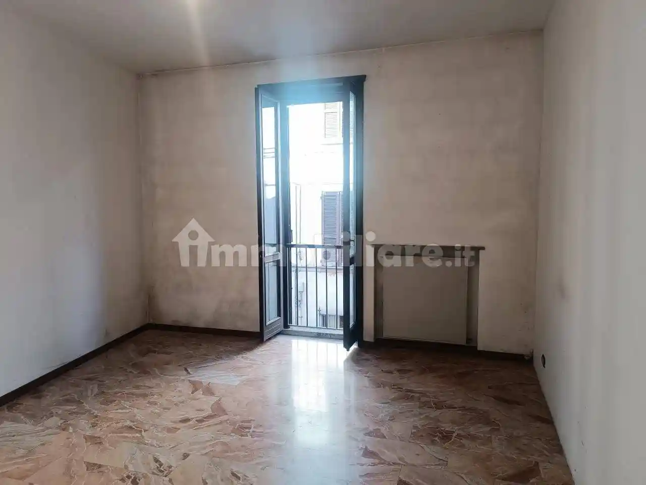 Appartamento in vendita a Piacenza