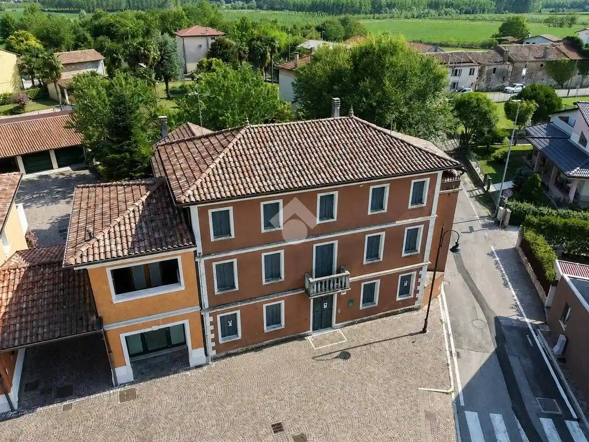 Casa indipendente in vendita a Azzano Decimo