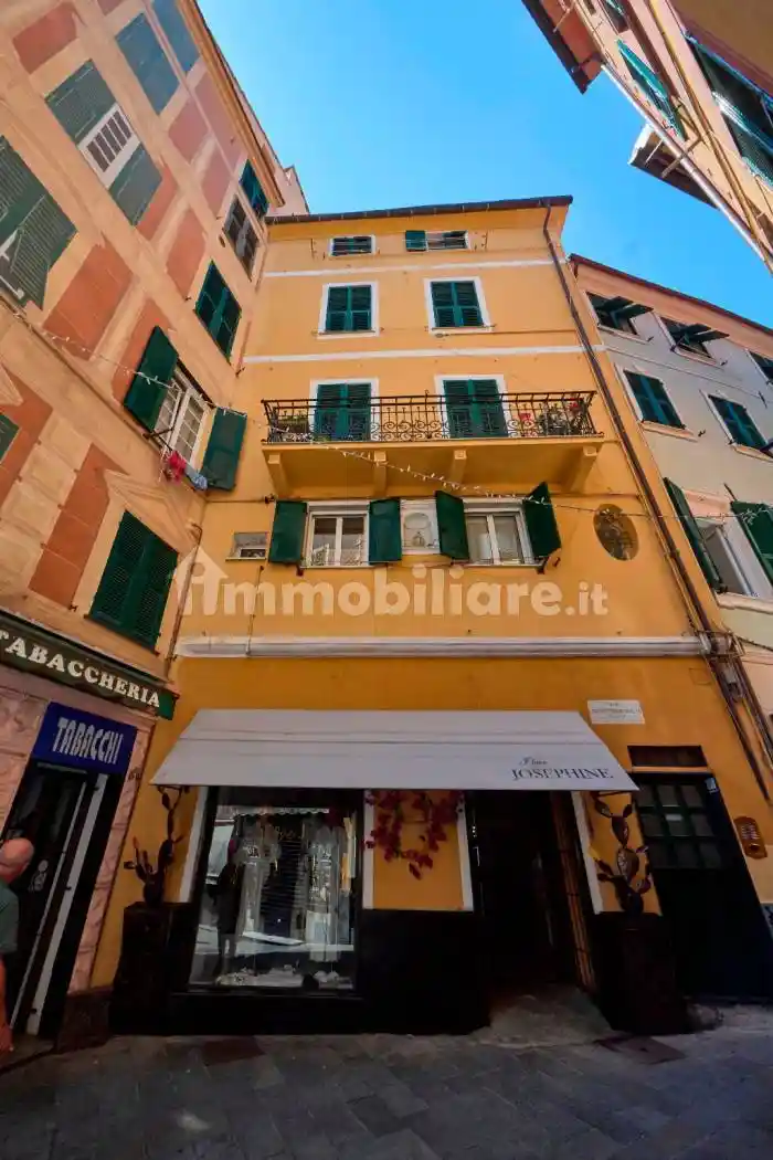 Appartamento in vendita a Varazze