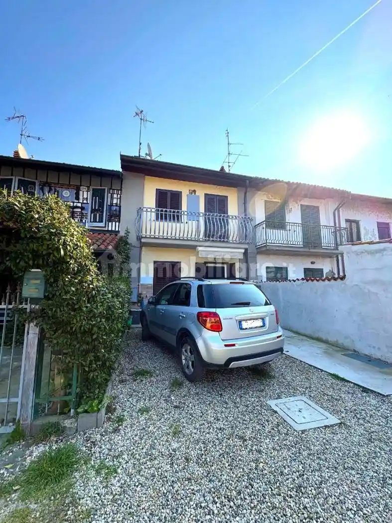 Casa indipendente in vendita a Gropello Cairoli