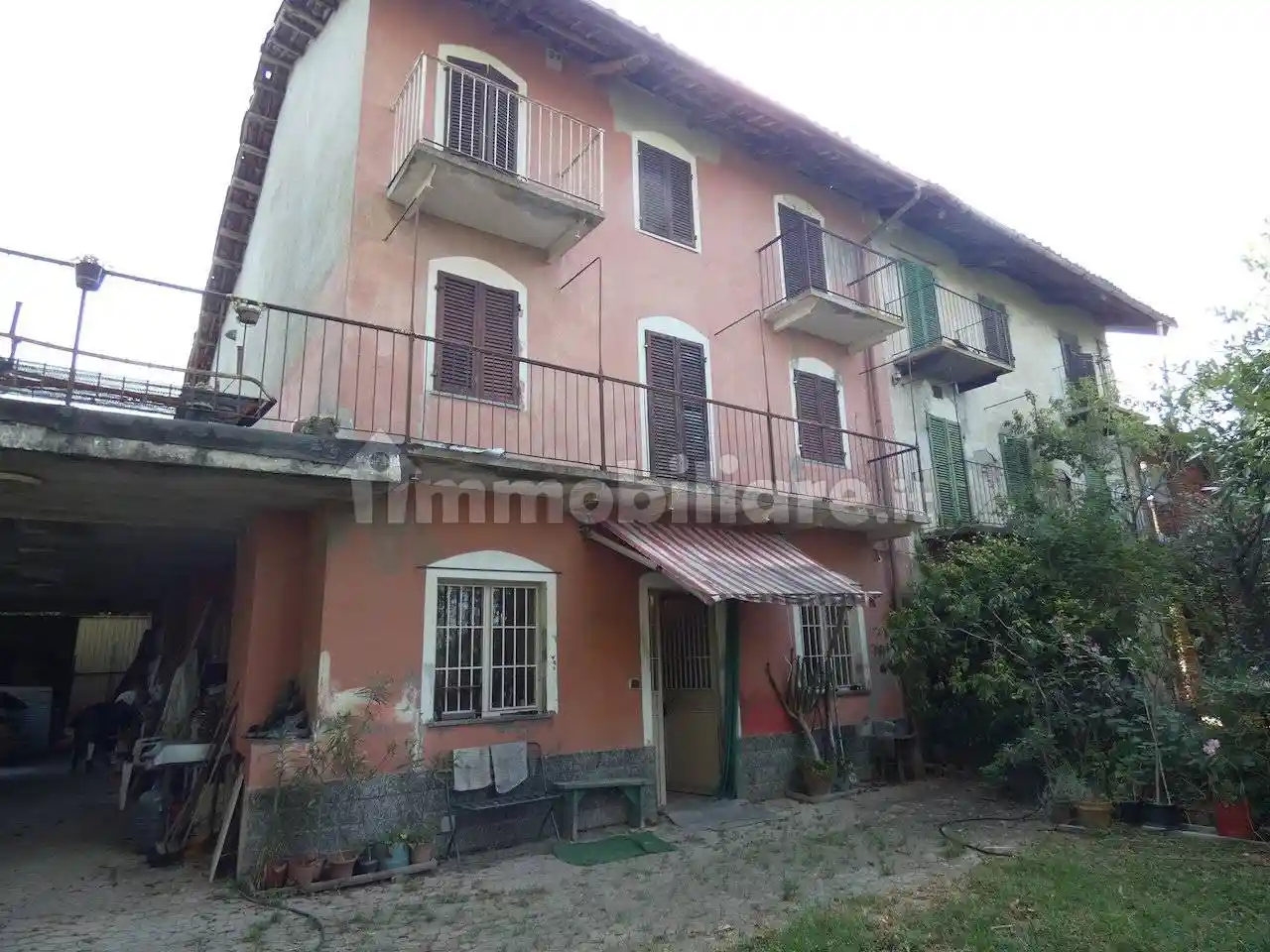Rustico - Casale in vendita a Castelnuovo Don Bosco