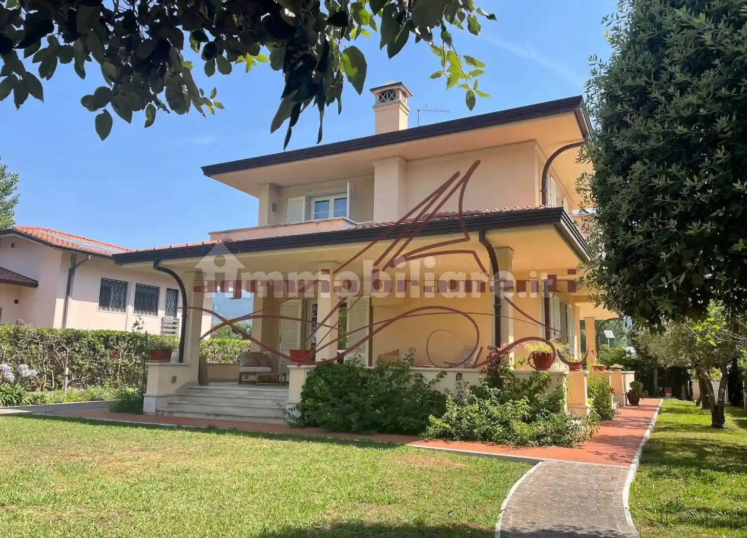 Villa in affitto a Forte dei Marmi