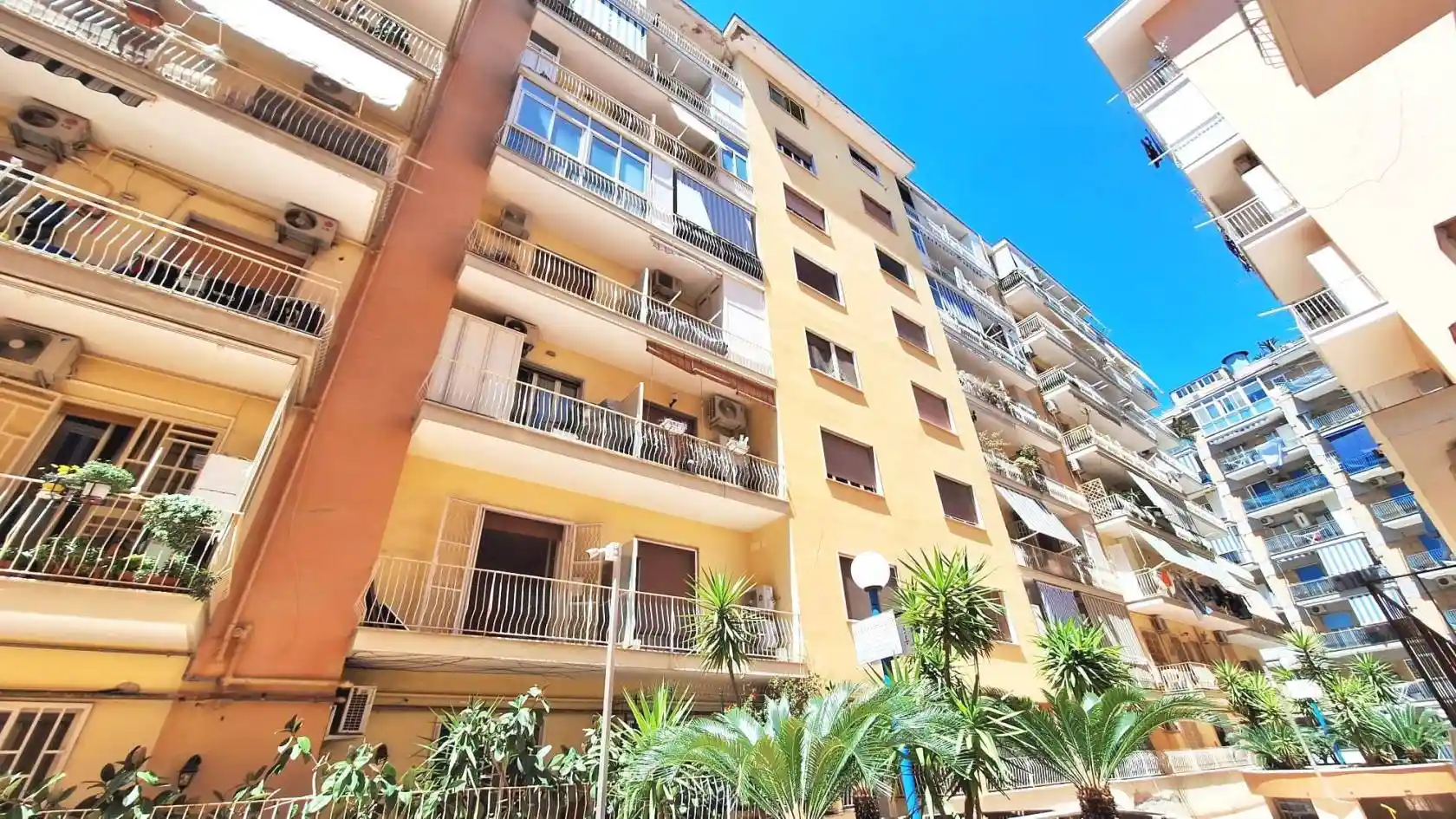 Appartamento in vendita a Napoli