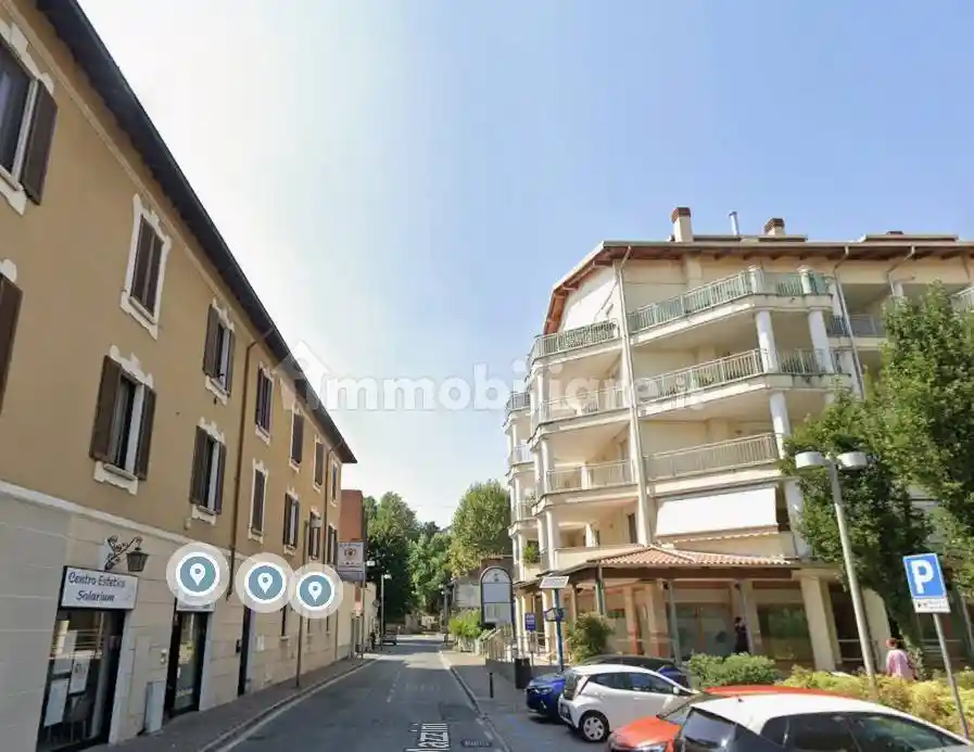 Appartamento in vendita a Senago
