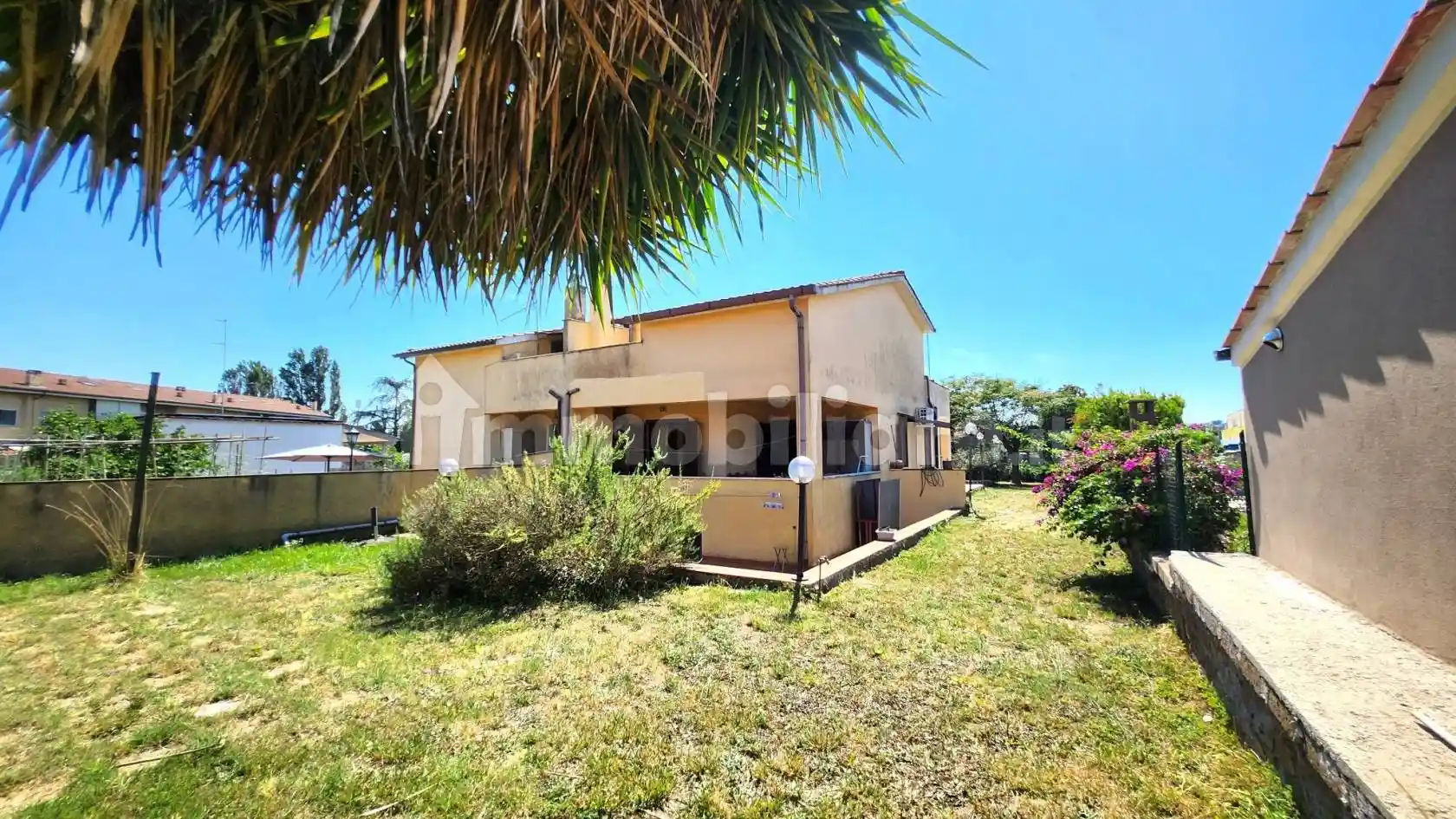 Villa in vendita a Anguillara Sabazia