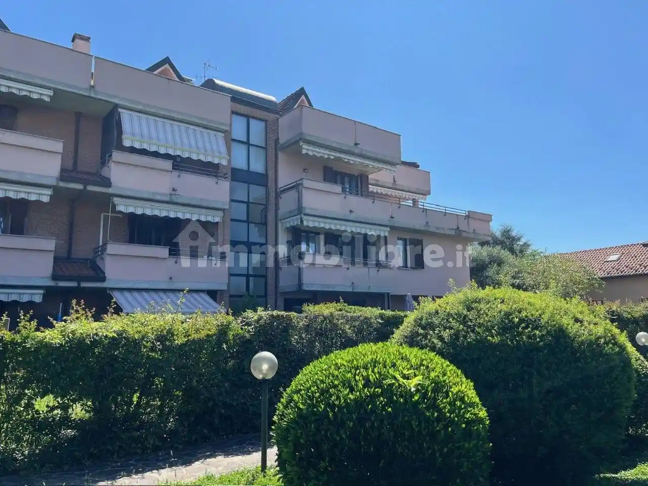 Appartamento in vendita a Villasanta