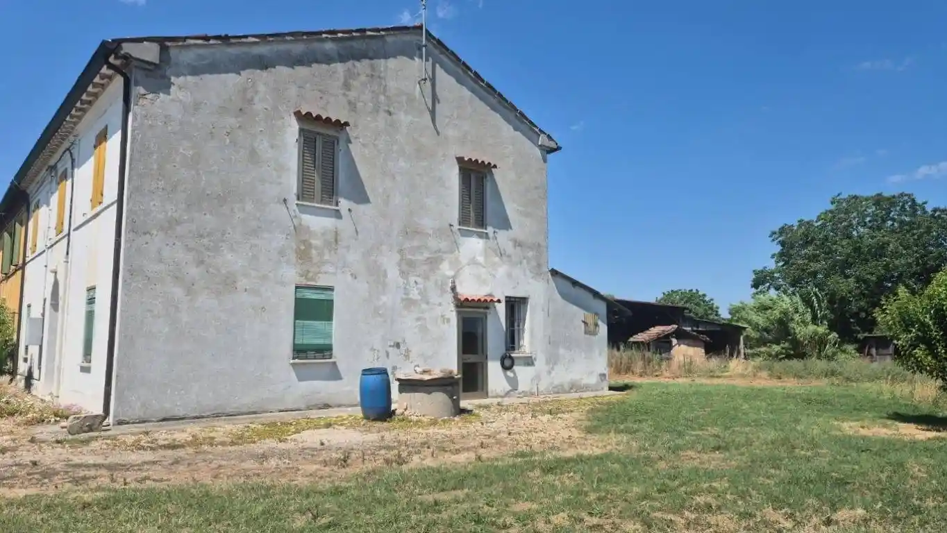 Rustico - Casale in vendita a Ravenna