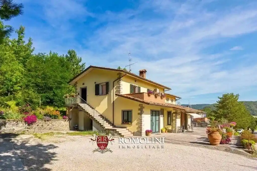 Casa indipendente in vendita a Caprese Michelangelo