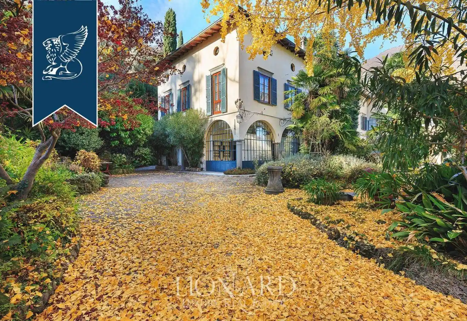 Villa in vendita a Tavernola Bergamasca