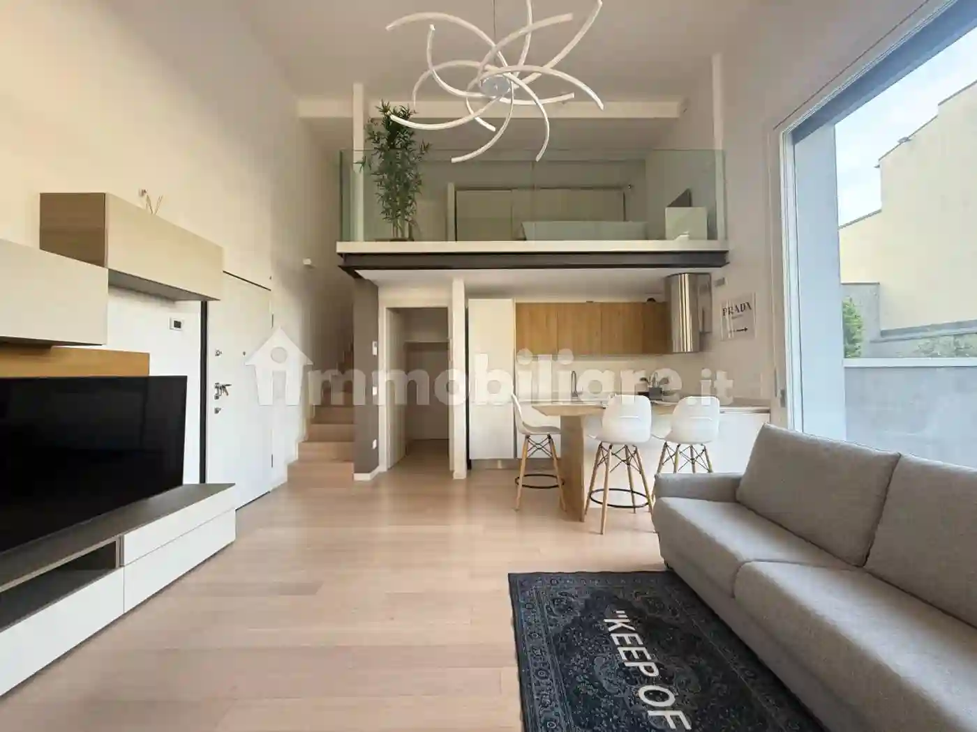 Loft - foto 2