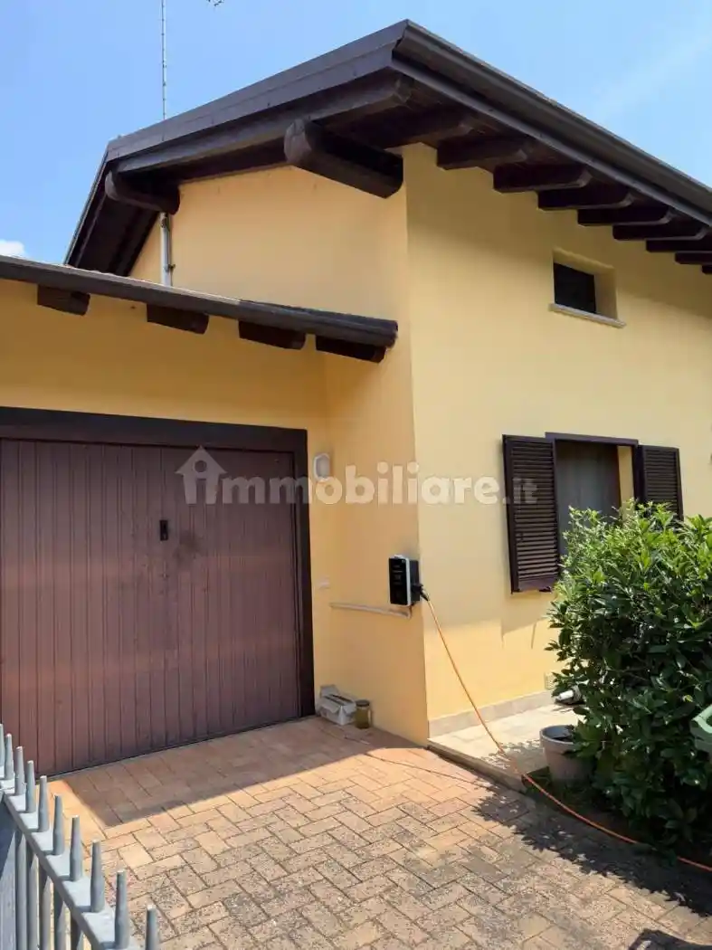 Villa in vendita a Mortara