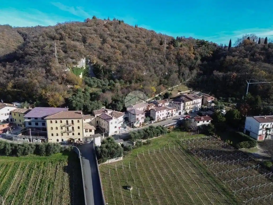 Appartamento in vendita a Affi