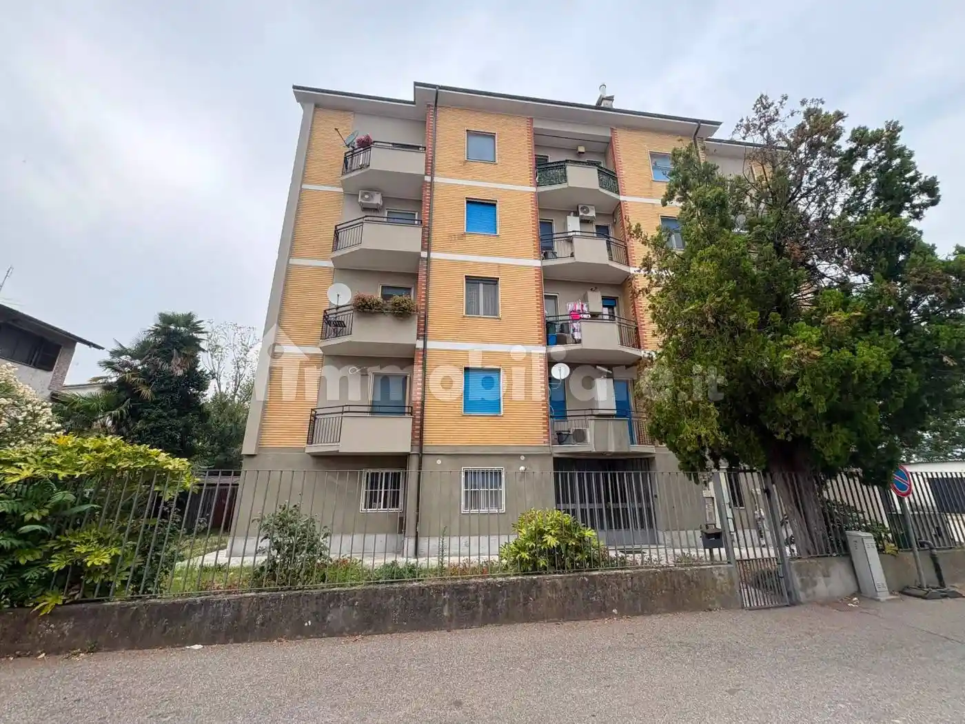 Appartamento in vendita a Calvignasco