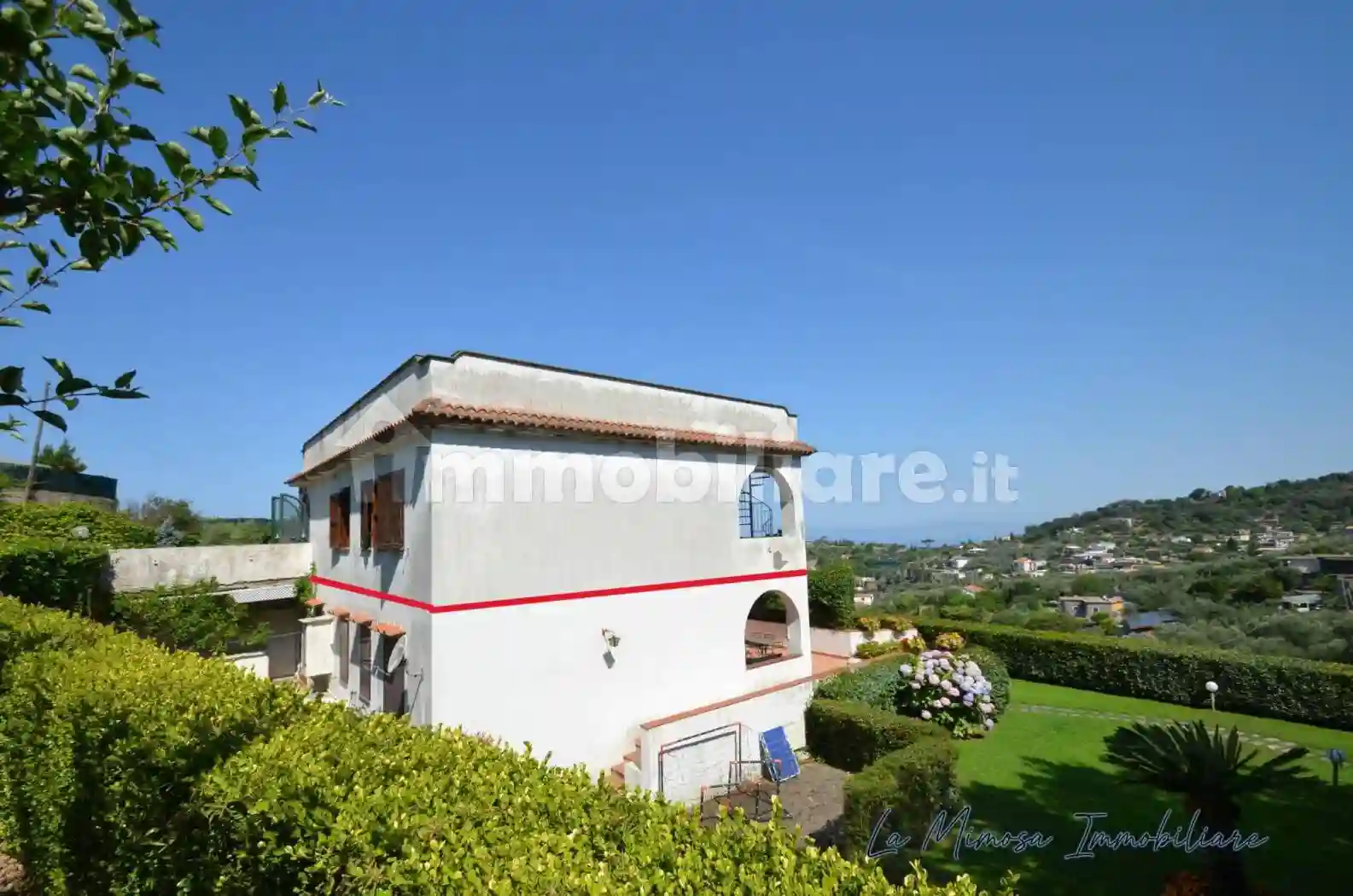 Villa - foto 2