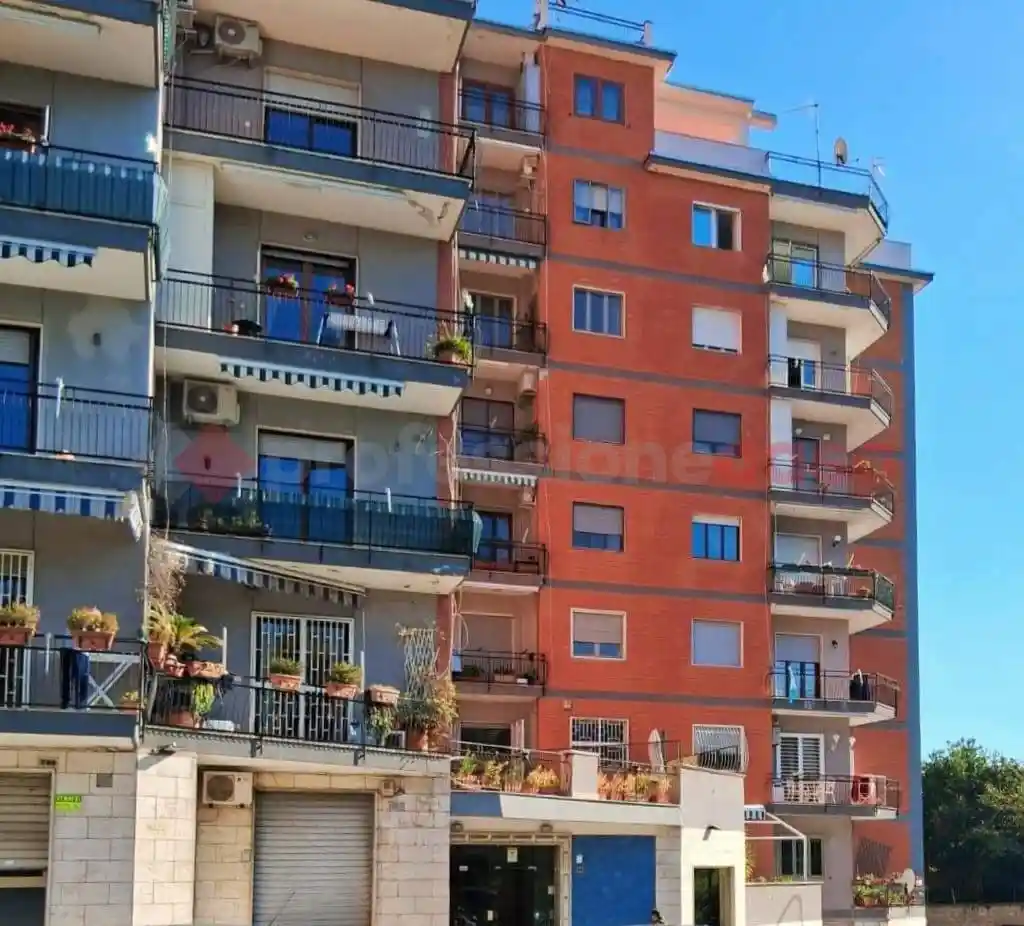 Appartamento in affitto a Napoli