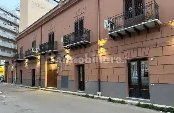 Appartamento in vendita a Palermo