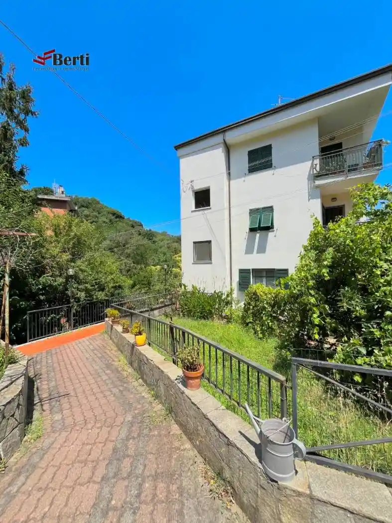 Appartamento in vendita a Genova