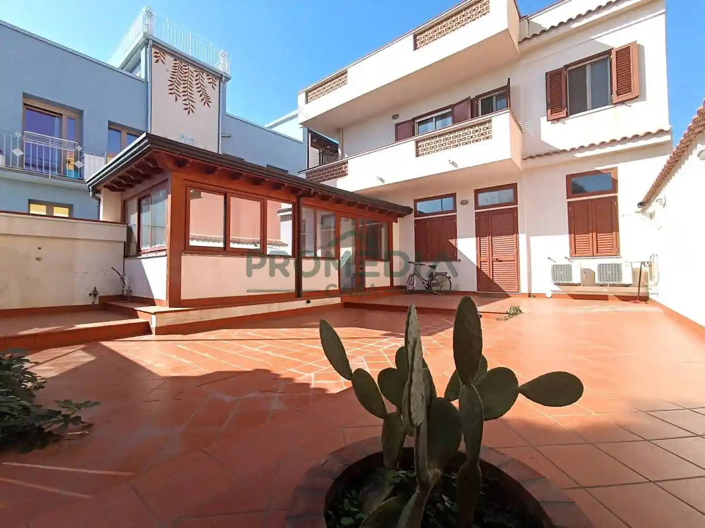 Villa in vendita a Santa Teresa di Riva