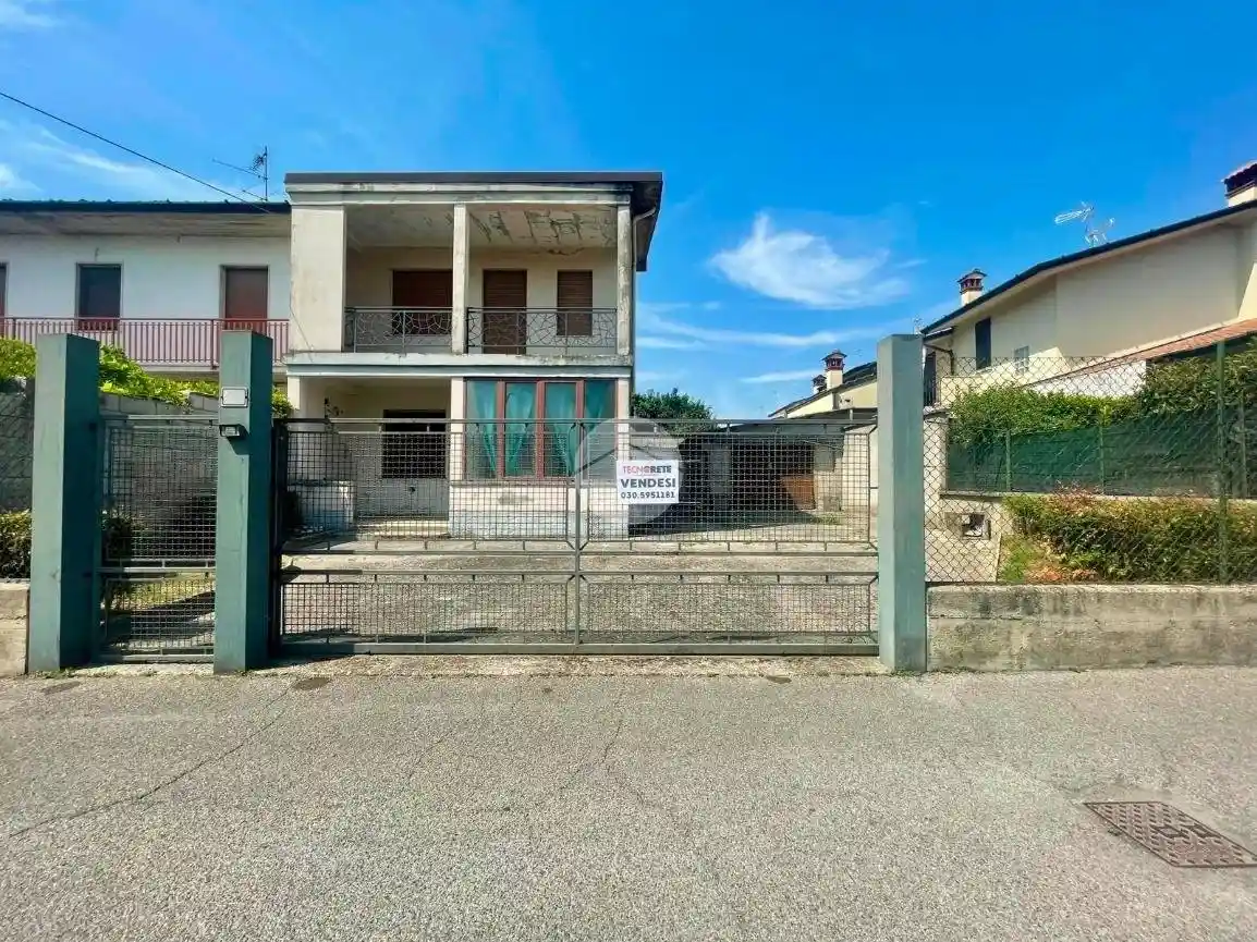 Casa indipendente in vendita a Orzivecchi