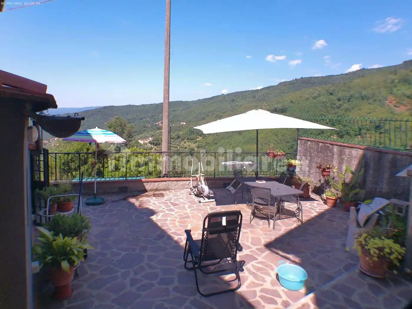 Casa indipendente in vendita a Pistoia