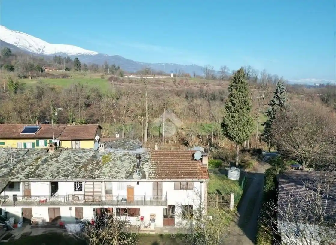 Casa indipendente in vendita a Barge
