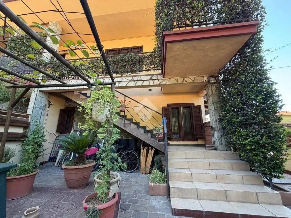 Villa in vendita a Casorate Primo