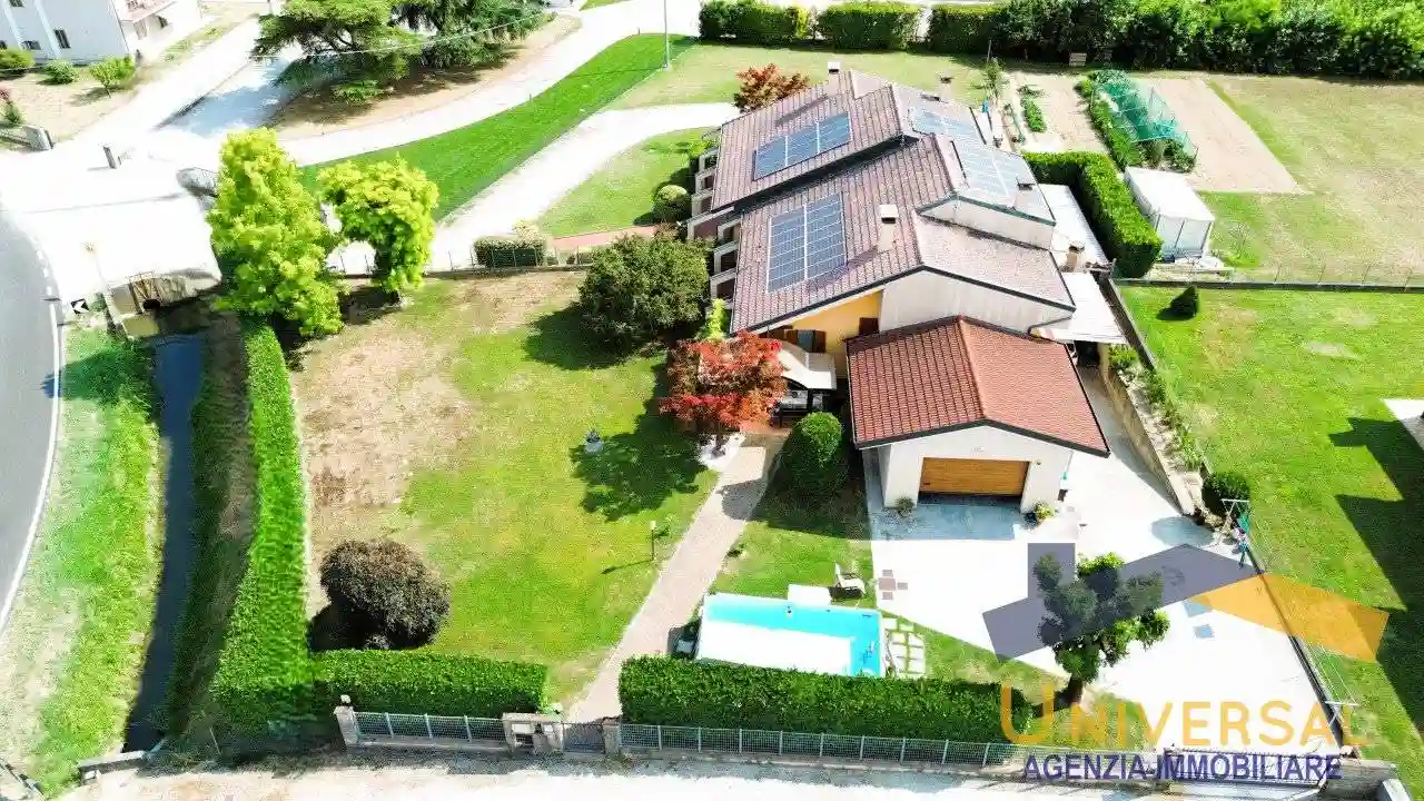 Villa - foto 3