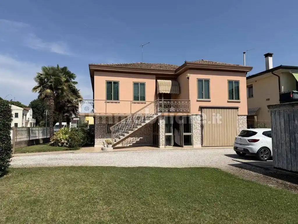 Villa in vendita a Mira