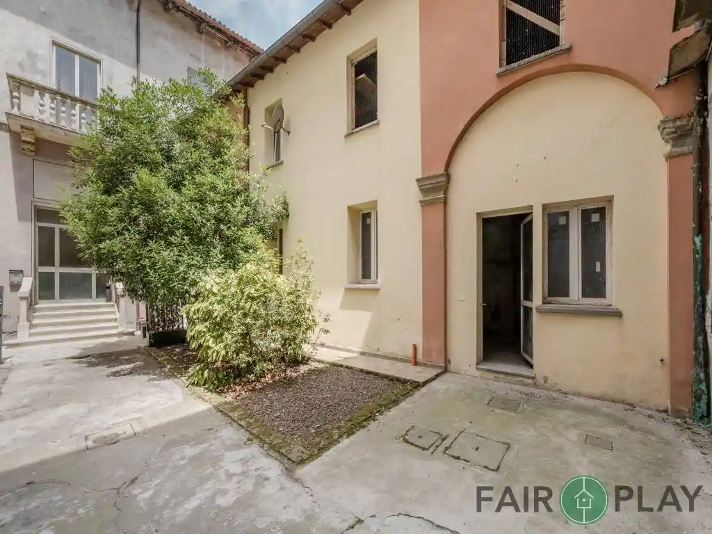 Appartamento in vendita a Forlì
