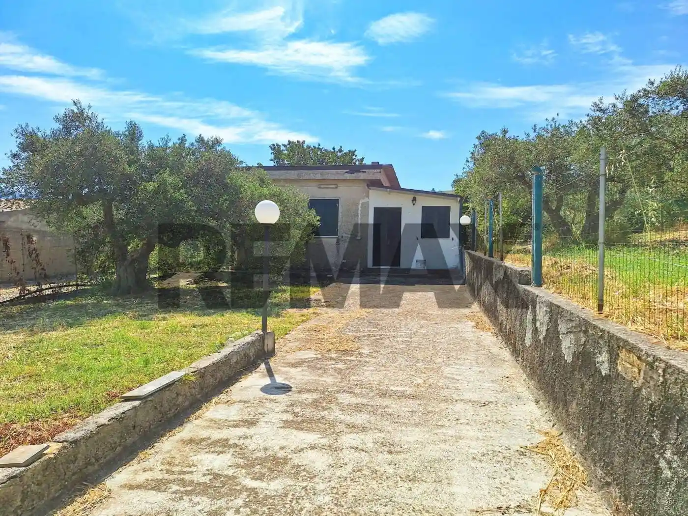 Casa indipendente in vendita a Campofiorito