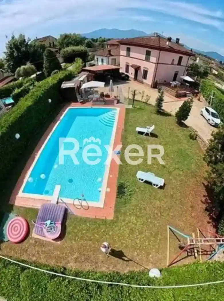 Villa in vendita a Capannori