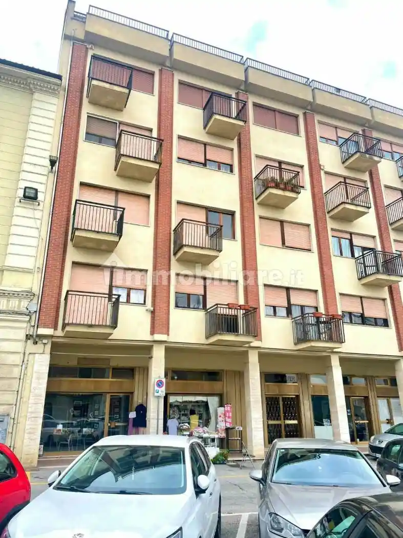 Appartamento in affitto a Mombercelli