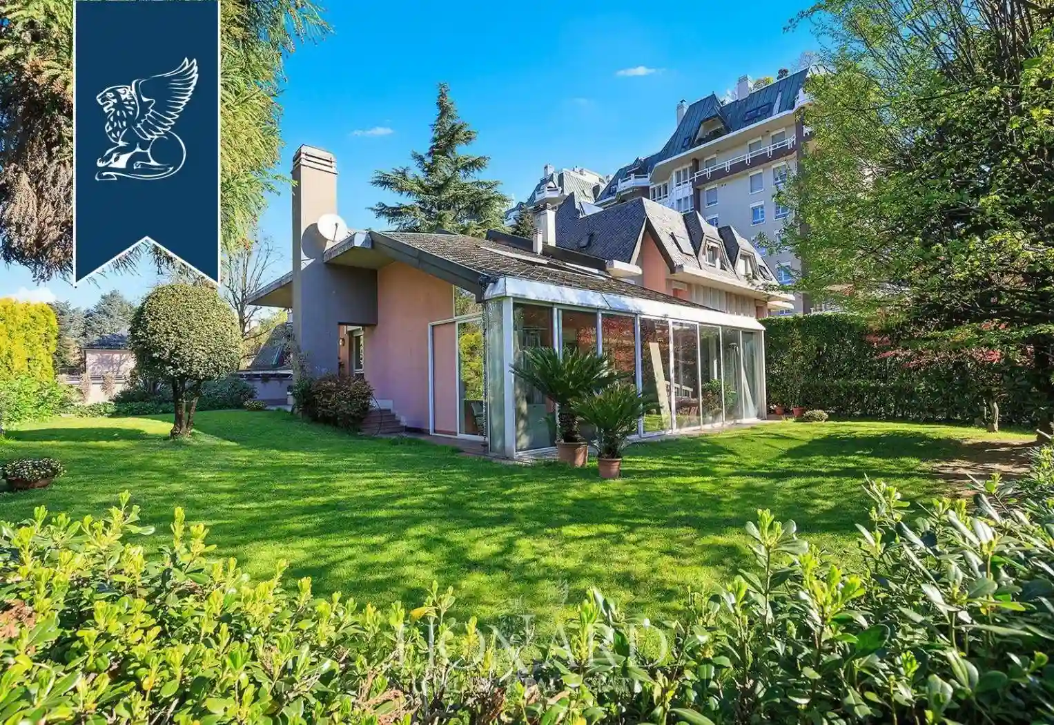 Villa - foto 2