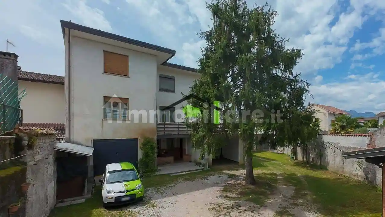 Appartamento in vendita a Arba