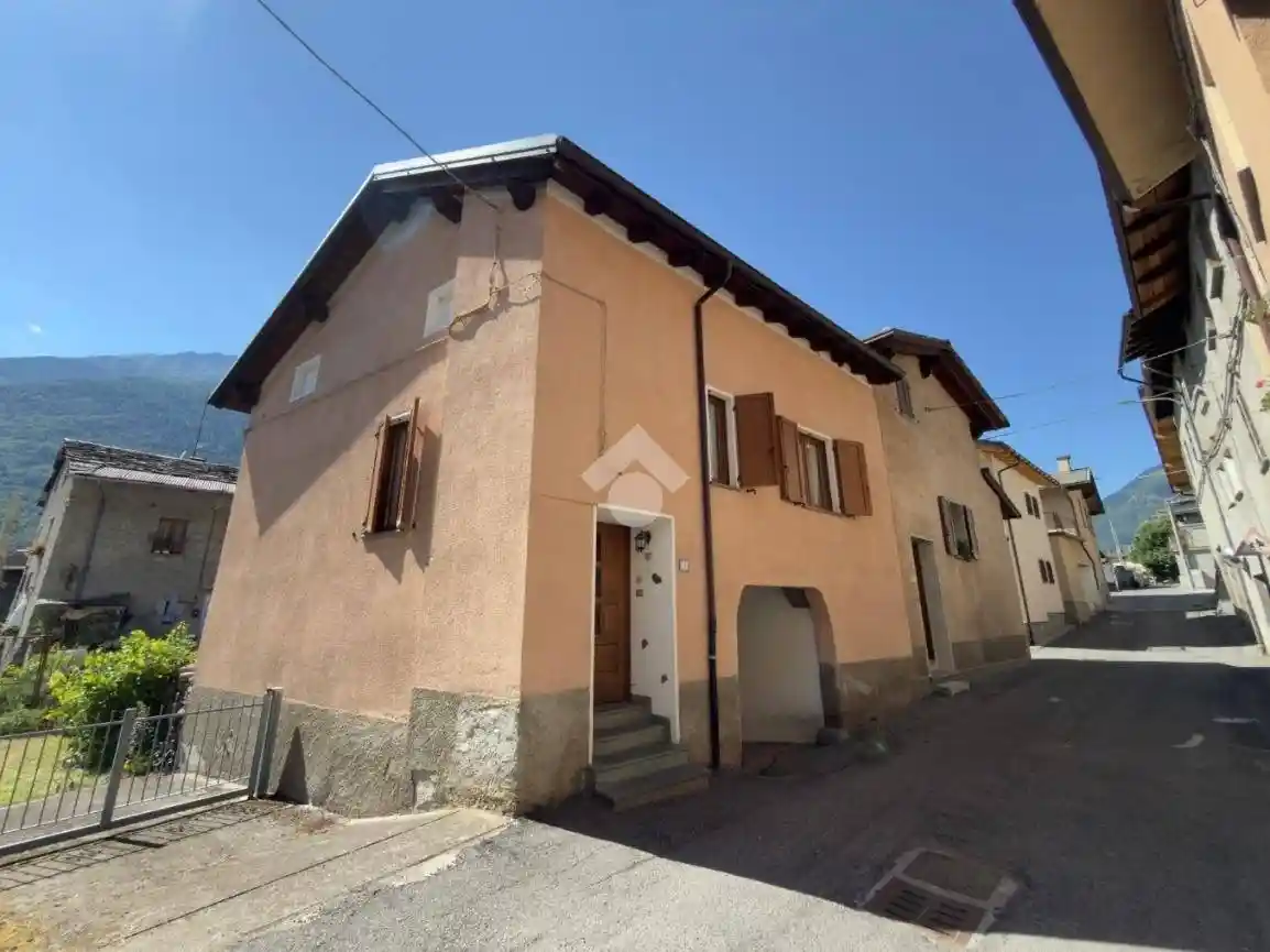 Casa indipendente in vendita a Mazzo di Valtellina